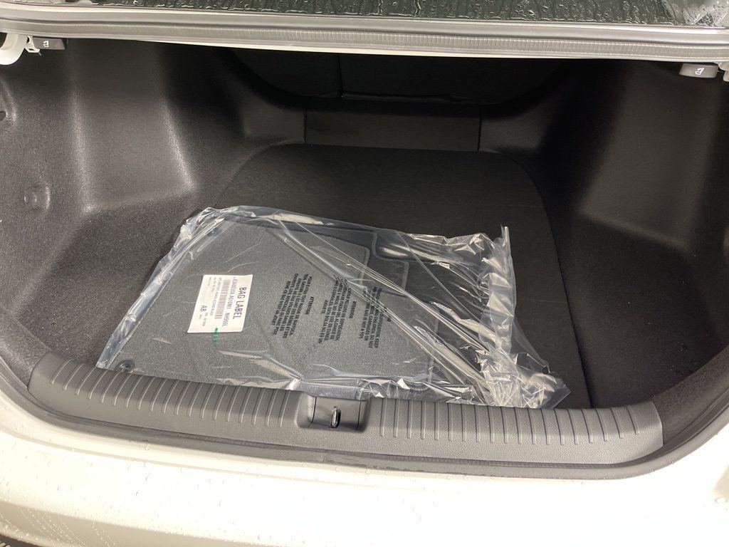 new 2025 Honda Accord Hybrid car, priced at $35,305