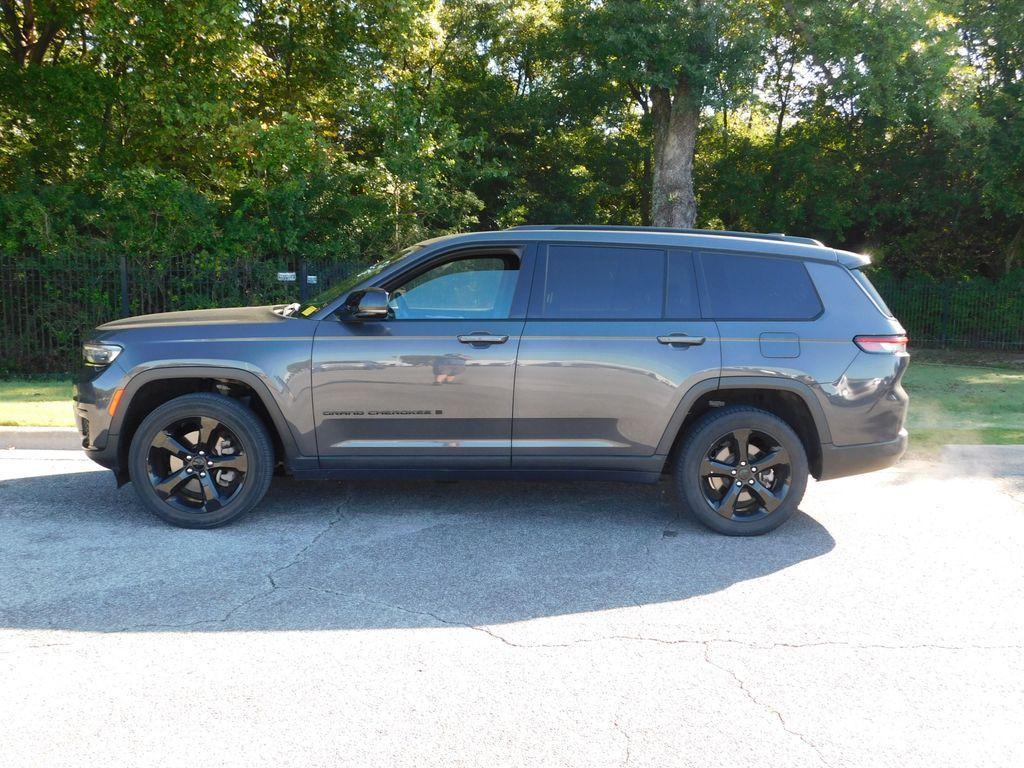 used 2021 Jeep Grand Cherokee L car, priced at $25,572