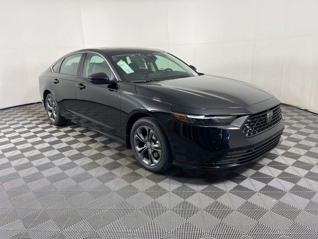 new 2025 Honda Accord Hybrid car, priced at $36,135