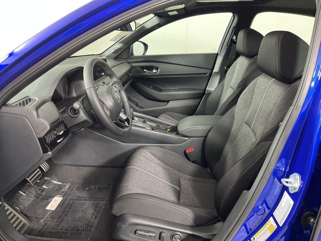 new 2025 Honda Accord Hybrid car, priced at $35,305