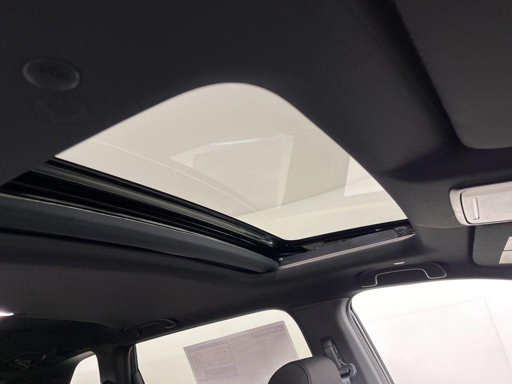 new 2026 Honda CR-V Hybrid car, priced at $38,580