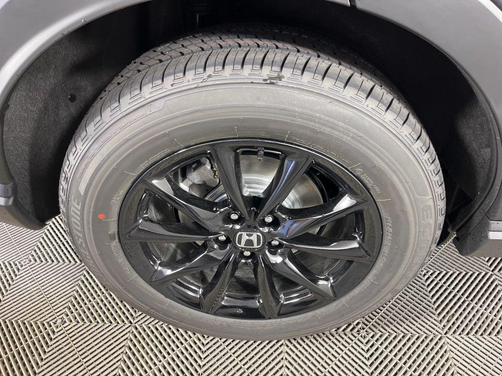 new 2026 Honda CR-V Hybrid car, priced at $38,580