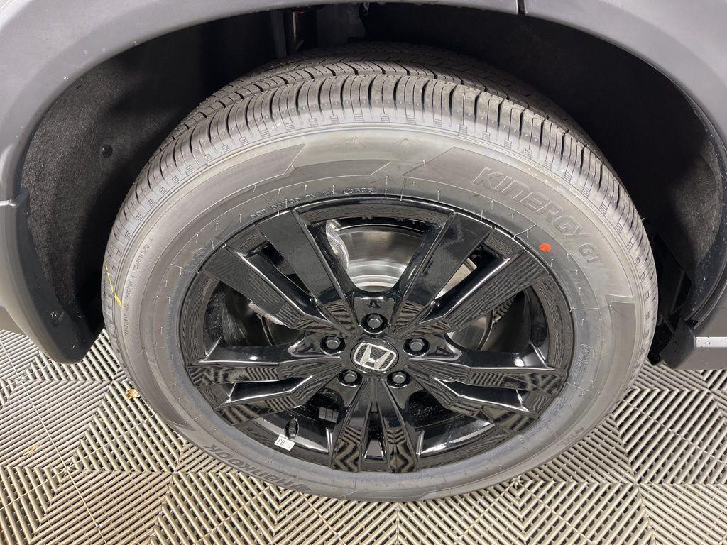 new 2026 Honda HR-V car, priced at $31,405