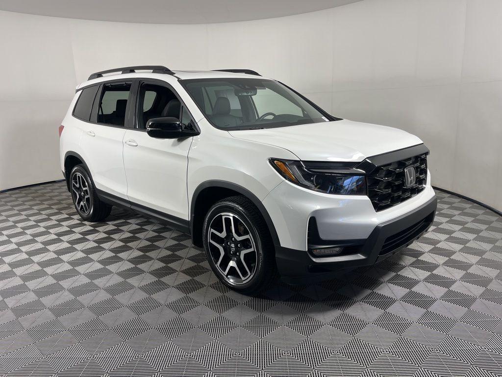 used 2022 Honda Passport car, priced at $35,979