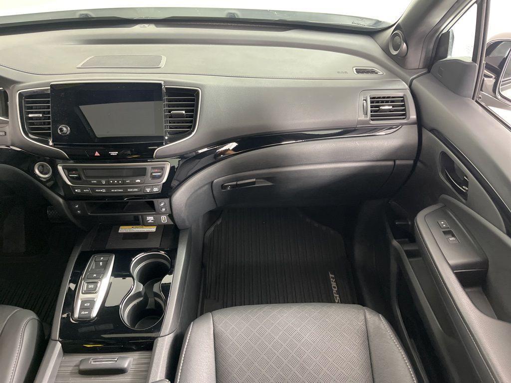 used 2022 Honda Passport car, priced at $35,979