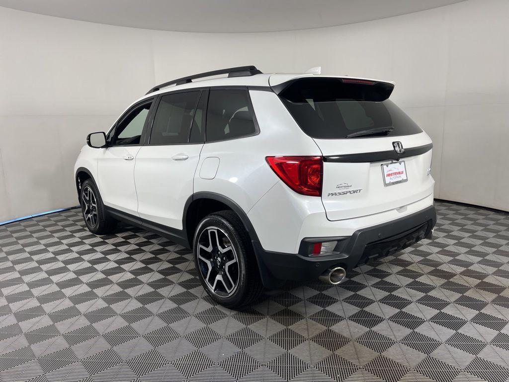 used 2022 Honda Passport car, priced at $35,979