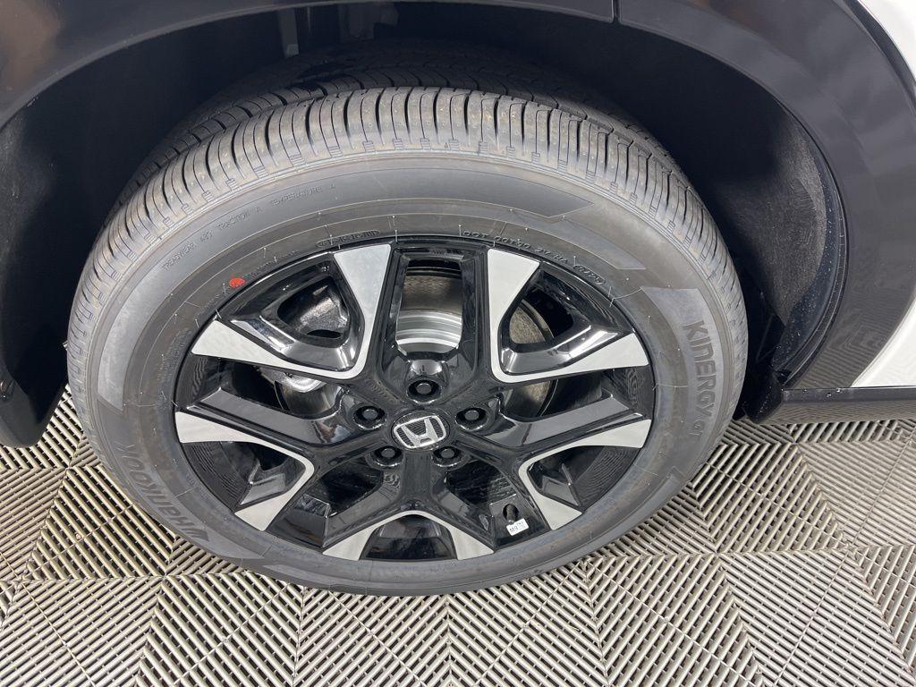 new 2026 Honda HR-V car, priced at $31,955