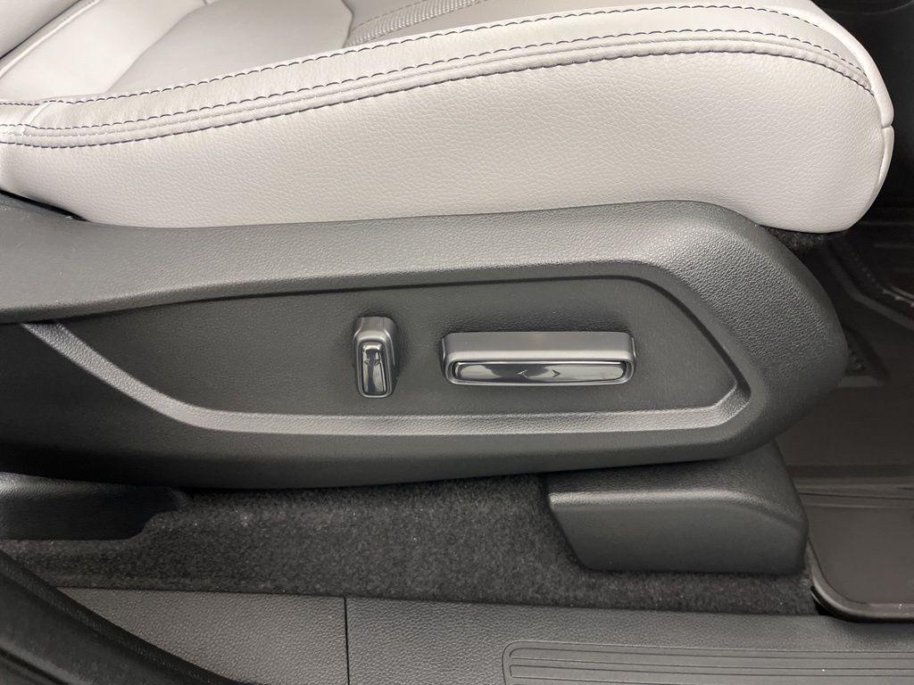 new 2025 Honda Pilot car, priced at $47,050