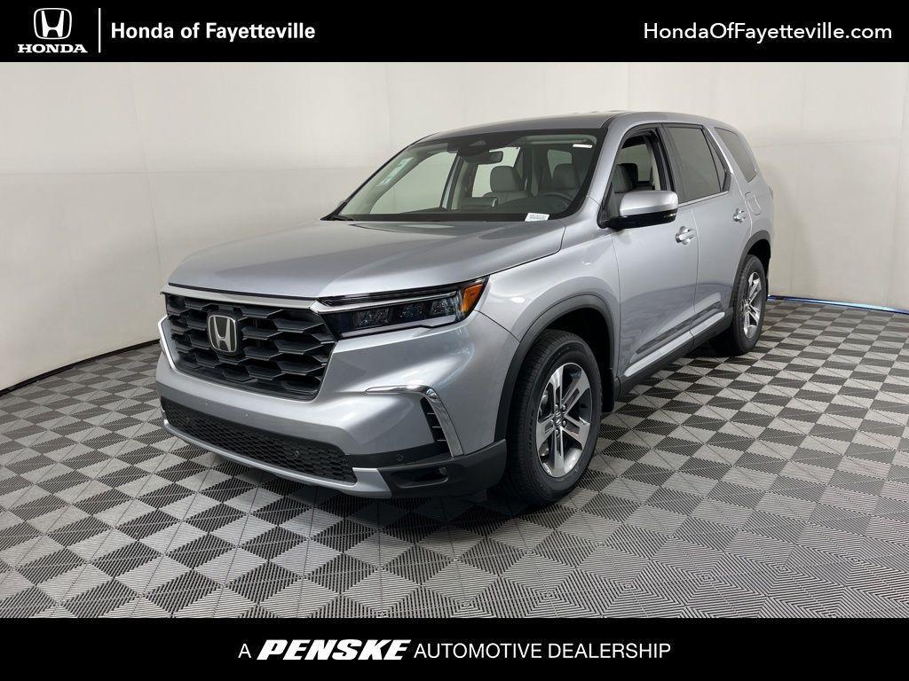 new 2025 Honda Pilot car, priced at $47,050