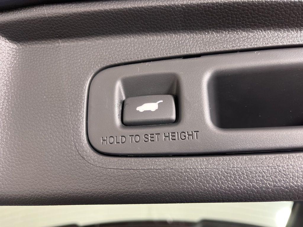 new 2025 Honda CR-V Hybrid car, priced at $40,545