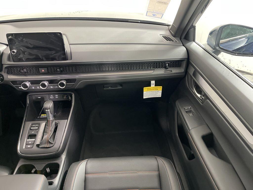 new 2025 Honda CR-V Hybrid car, priced at $40,545