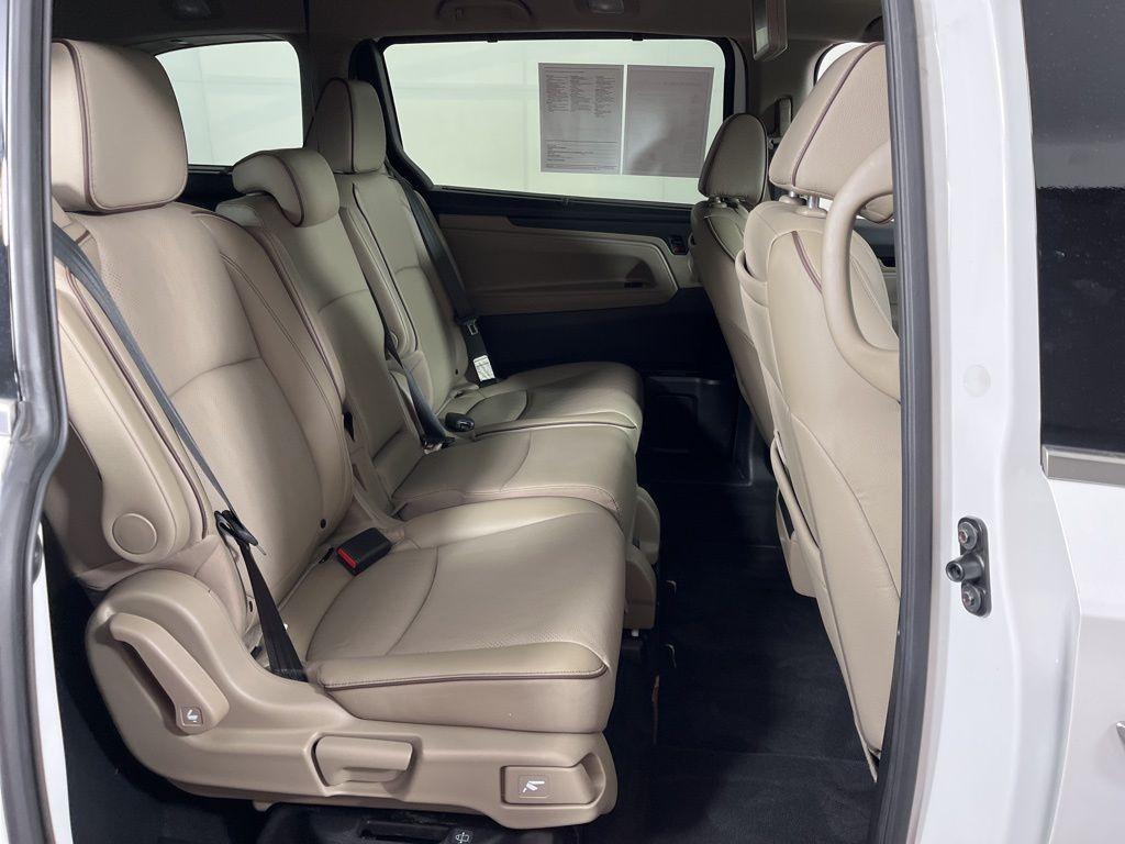 used 2023 Honda Odyssey car, priced at $40,991