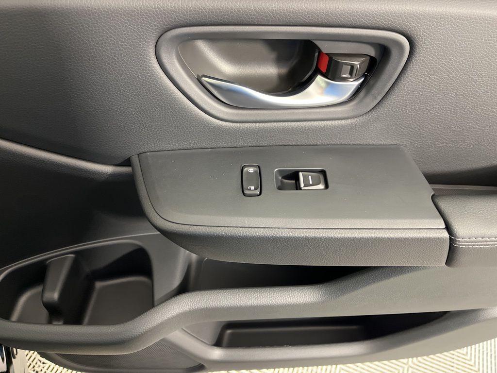 new 2025 Honda Pilot car, priced at $44,995