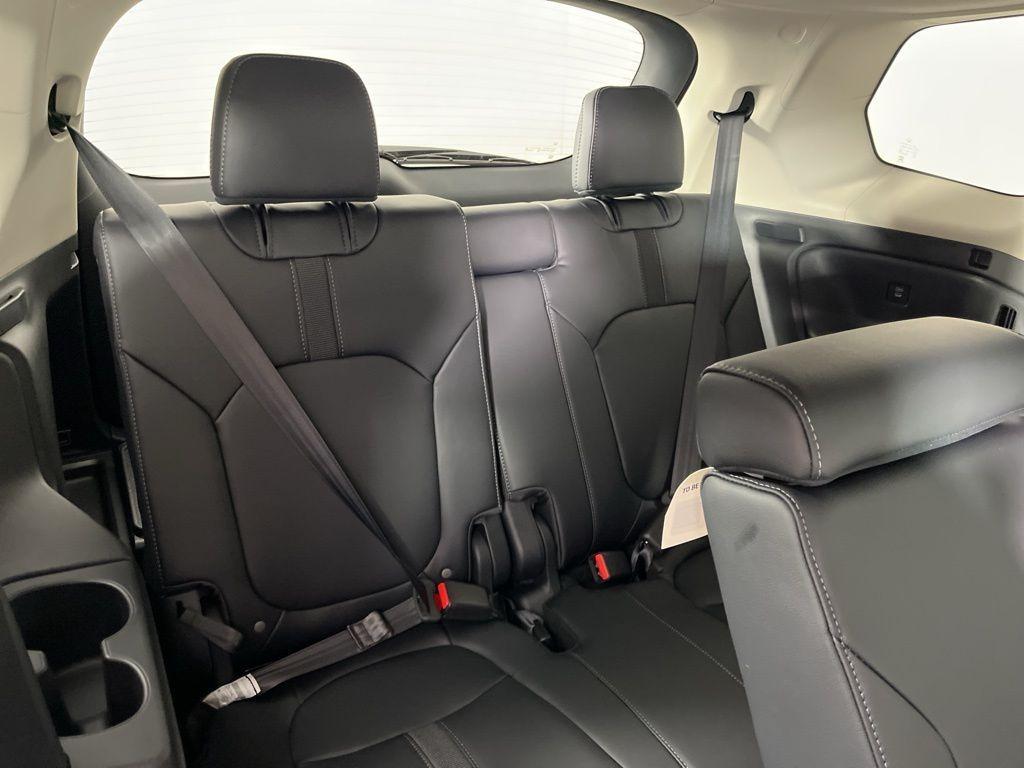 new 2025 Honda Pilot car, priced at $44,995