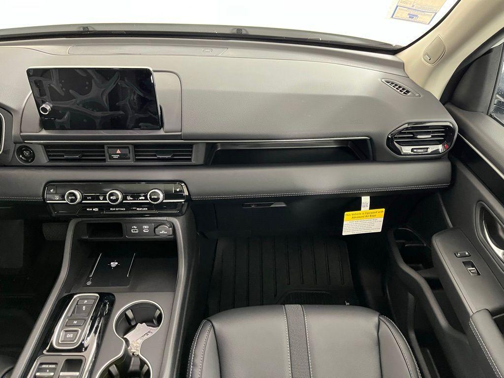 new 2025 Honda Pilot car, priced at $49,450