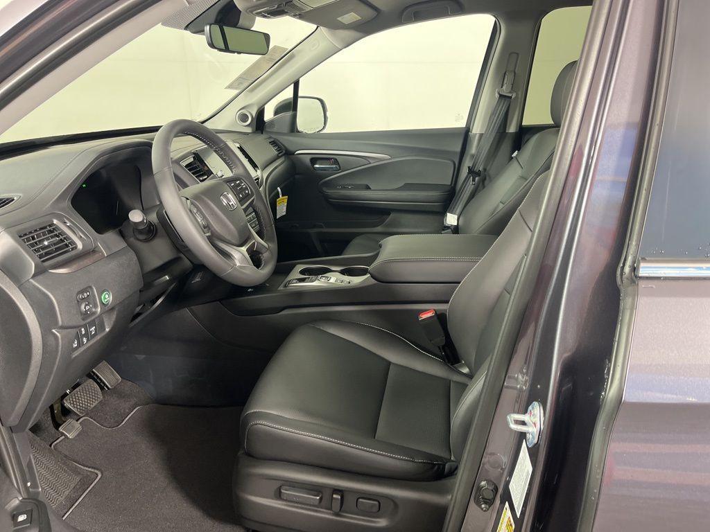 new 2025 Honda Ridgeline car, priced at $44,680