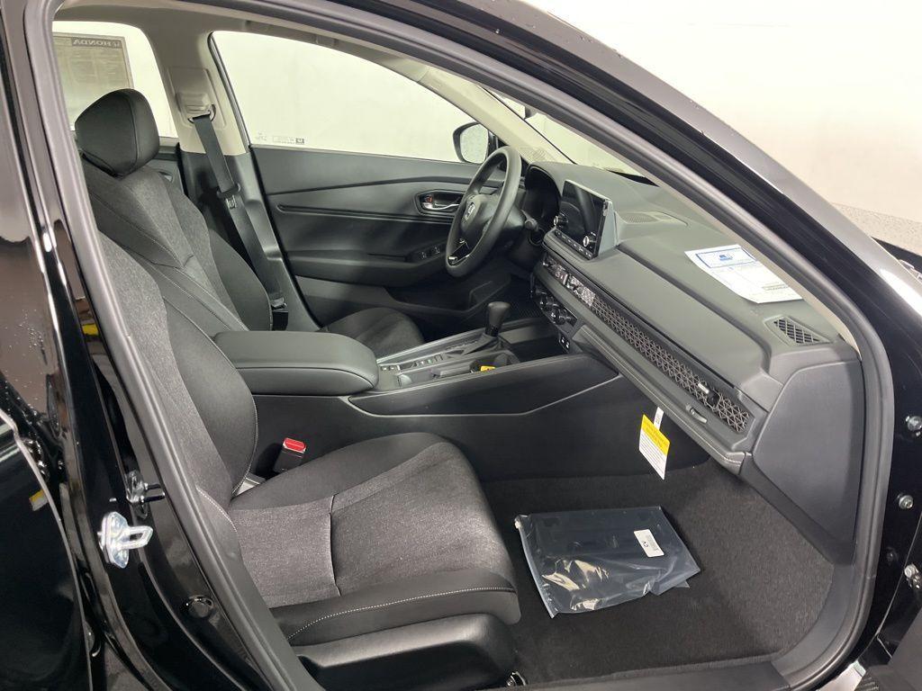 new 2025 Honda Accord car, priced at $30,773