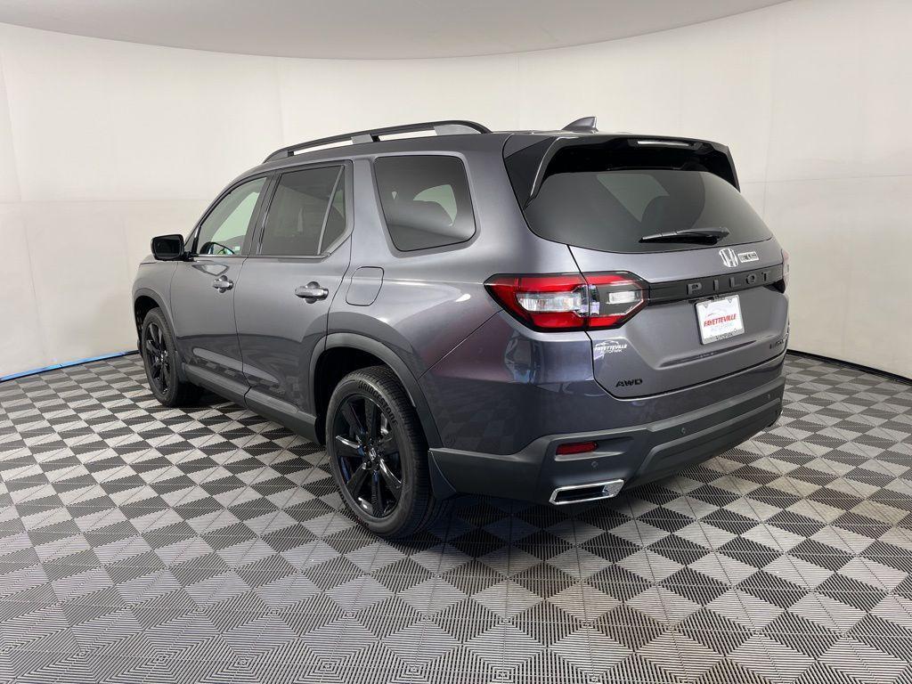 new 2025 Honda Pilot car, priced at $56,030