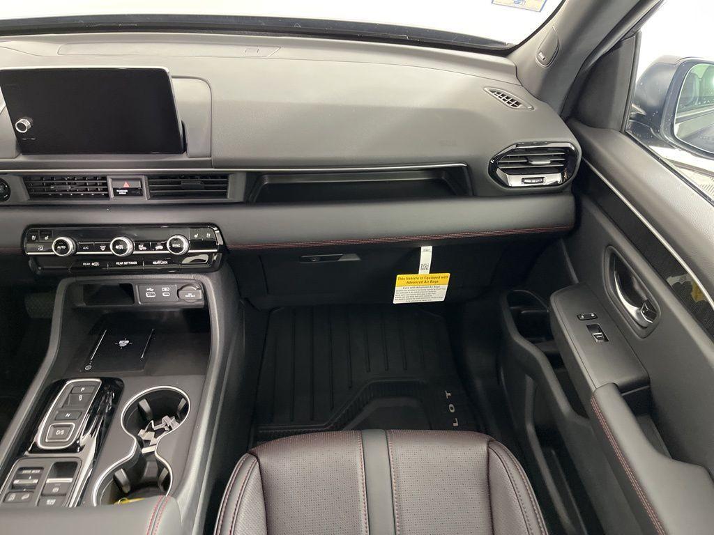 new 2025 Honda Pilot car, priced at $56,030