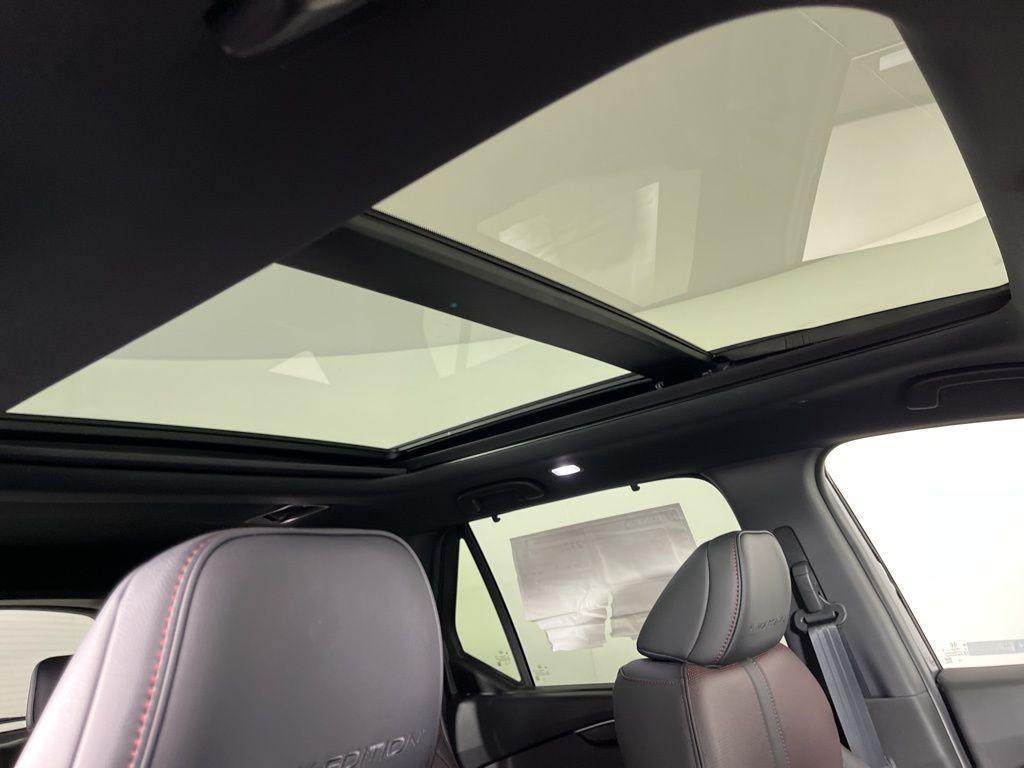 new 2025 Honda Pilot car, priced at $56,030