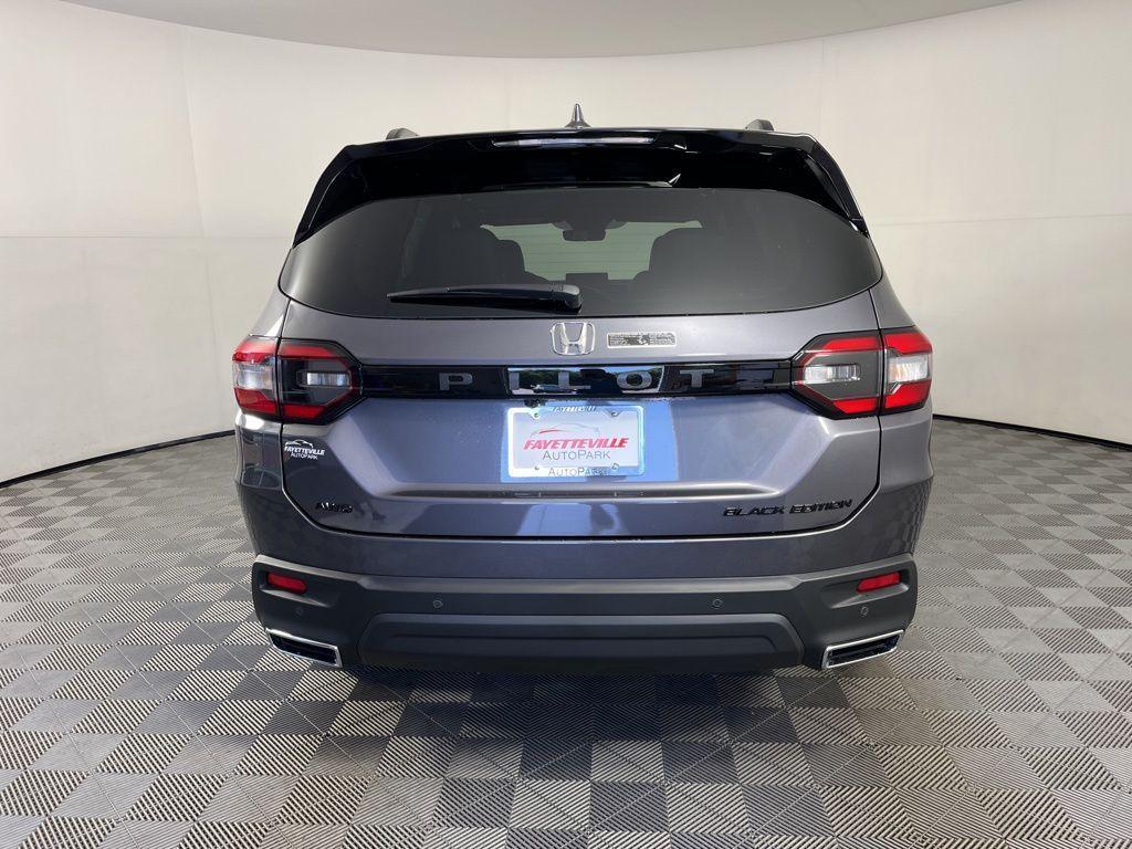 new 2025 Honda Pilot car, priced at $56,030