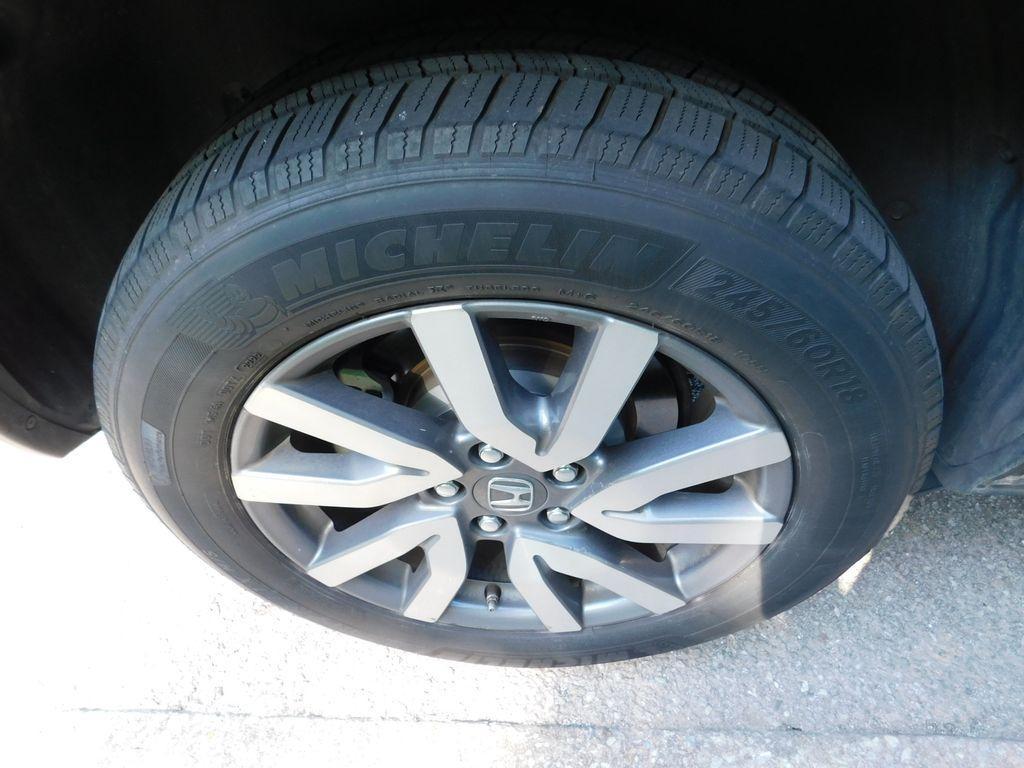 used 2020 Honda Pilot car, priced at $27,997