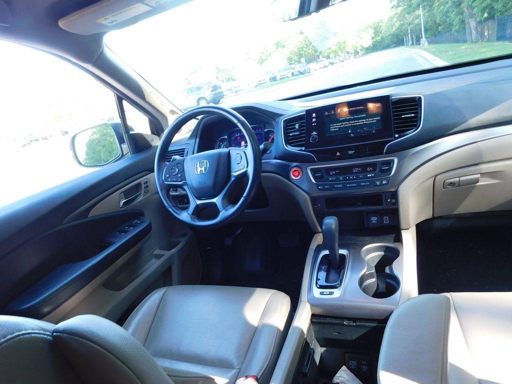 used 2020 Honda Pilot car, priced at $27,997