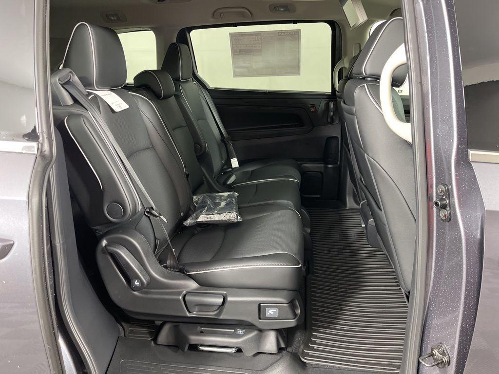 new 2025 Honda Odyssey car, priced at $52,275