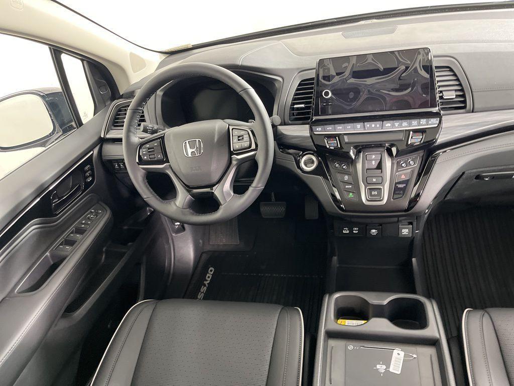 new 2025 Honda Odyssey car, priced at $52,275