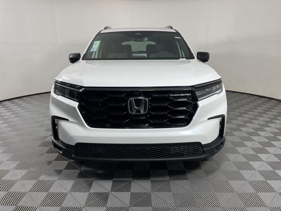 new 2025 Honda Pilot car, priced at $57,420