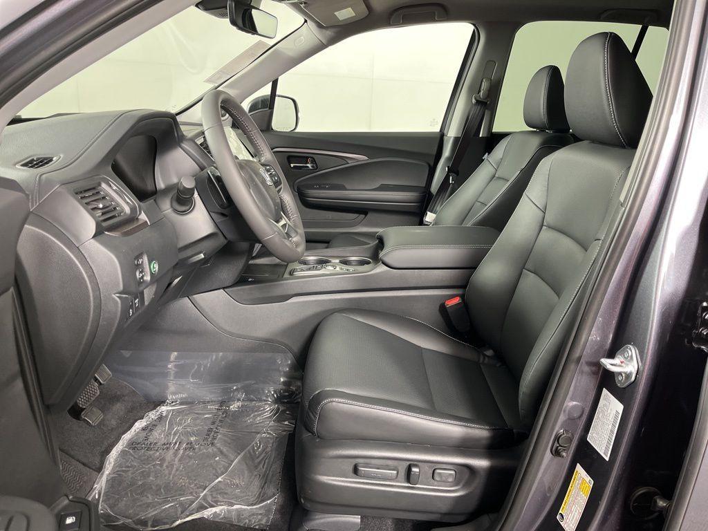 new 2025 Honda Ridgeline car, priced at $46,250