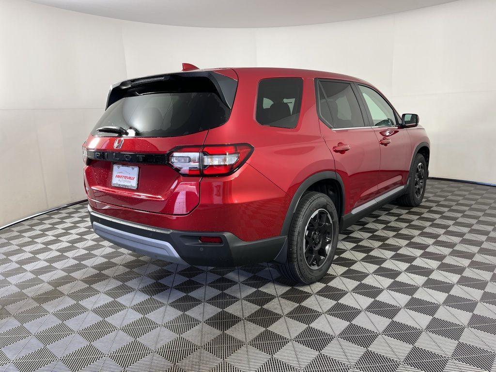 new 2025 Honda Pilot car, priced at $49,405