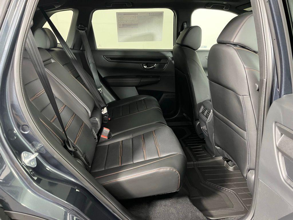 new 2026 Honda CR-V Hybrid car, priced at $41,675