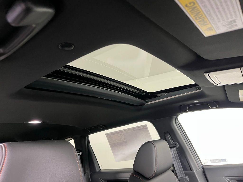 new 2026 Honda CR-V Hybrid car, priced at $41,675