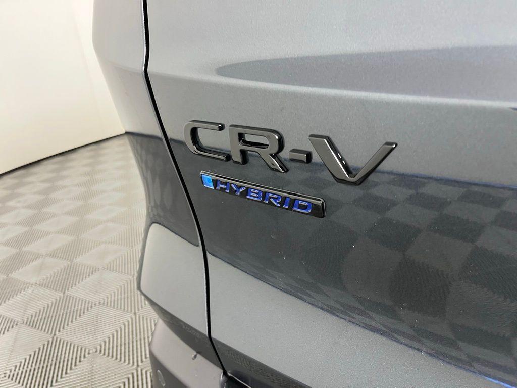 new 2026 Honda CR-V Hybrid car, priced at $41,675