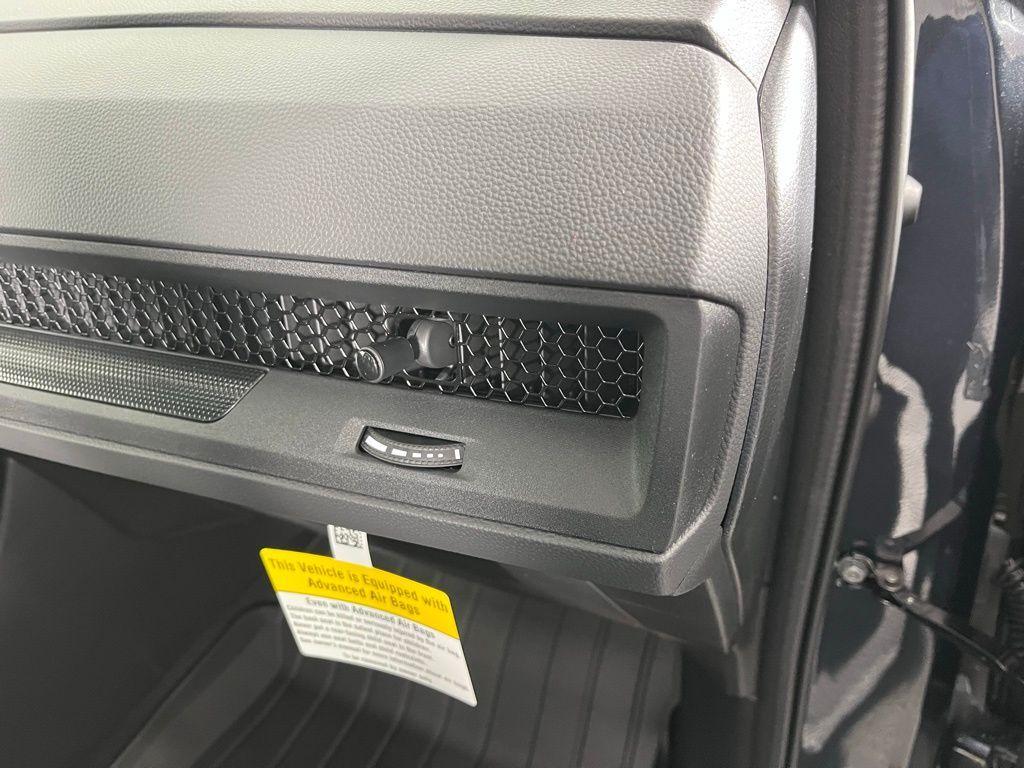 new 2026 Honda CR-V Hybrid car, priced at $41,675