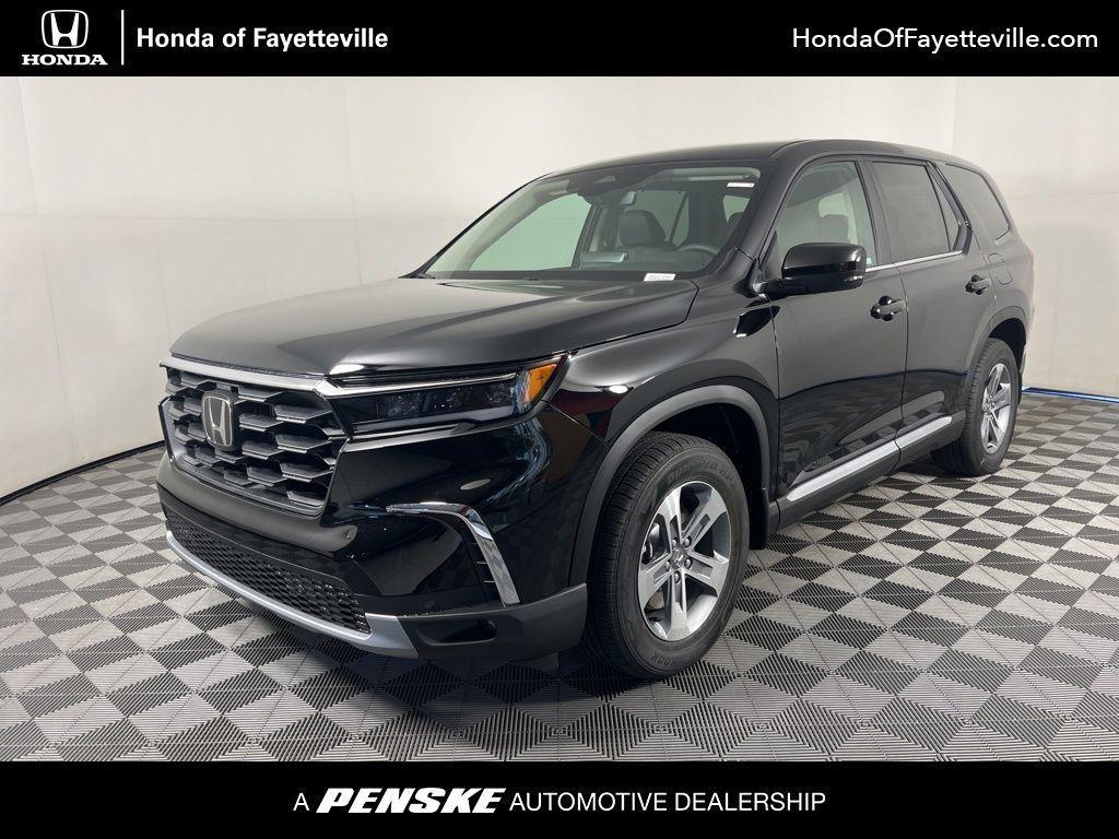 new 2025 Honda Pilot car, priced at $44,995