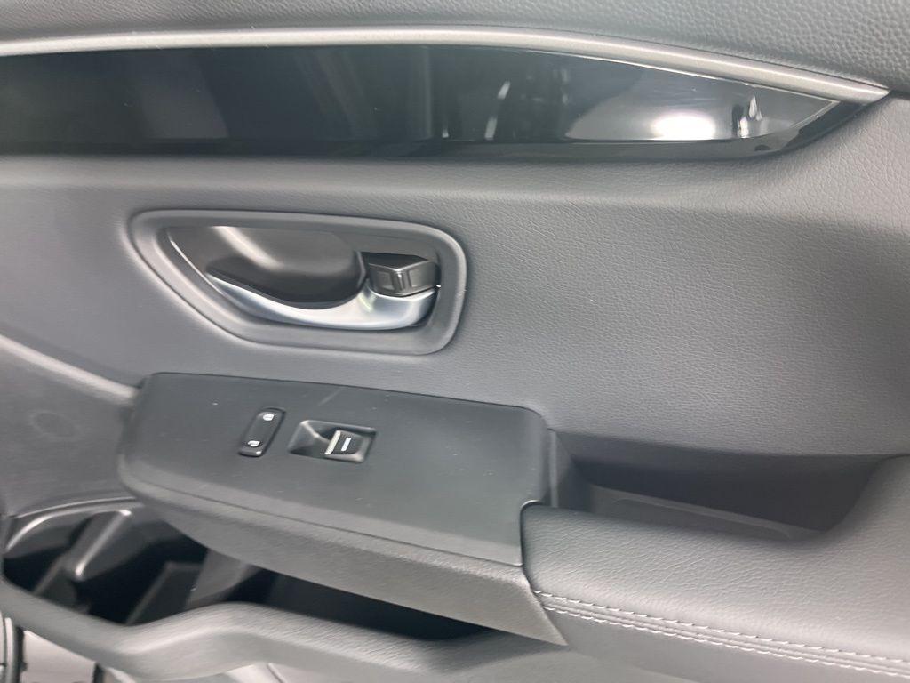 new 2025 Honda Pilot car, priced at $44,995