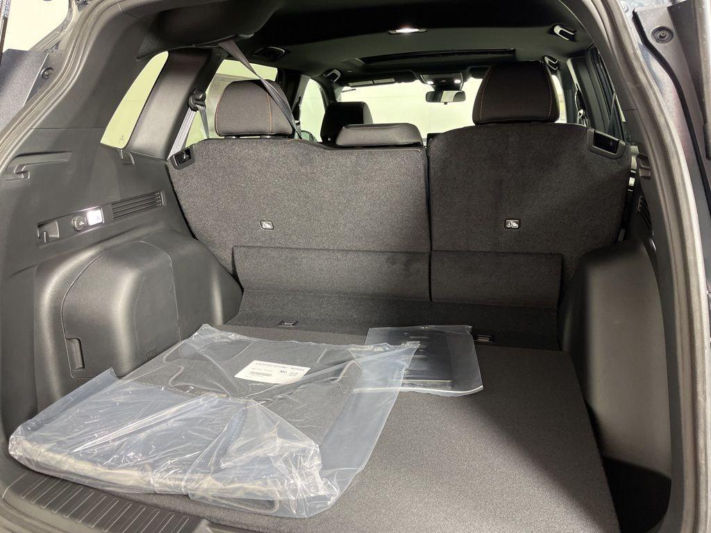 new 2026 Honda CR-V Hybrid car, priced at $38,580