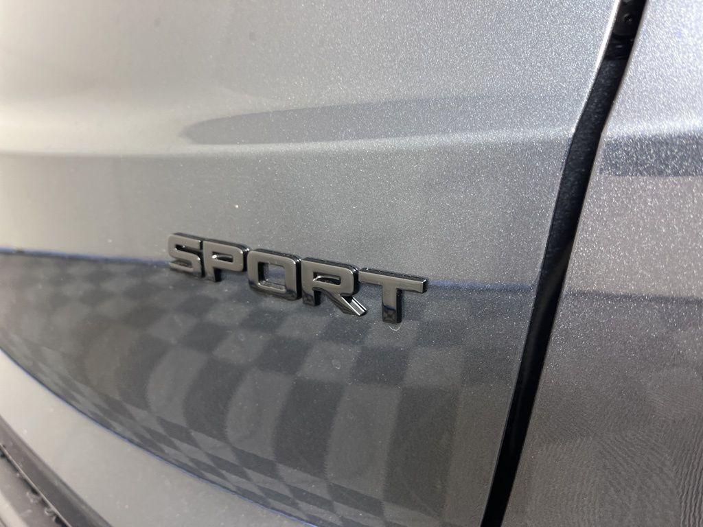 new 2026 Honda CR-V Hybrid car, priced at $38,580