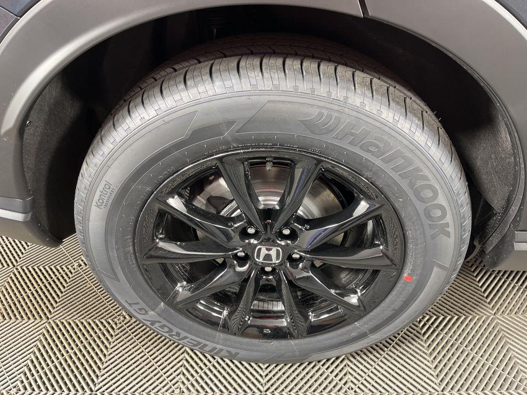 new 2026 Honda CR-V Hybrid car, priced at $38,580