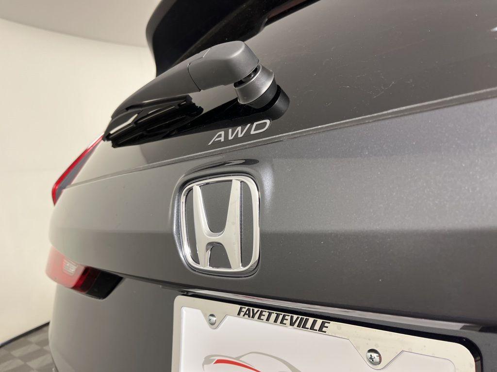 new 2026 Honda CR-V Hybrid car, priced at $38,580