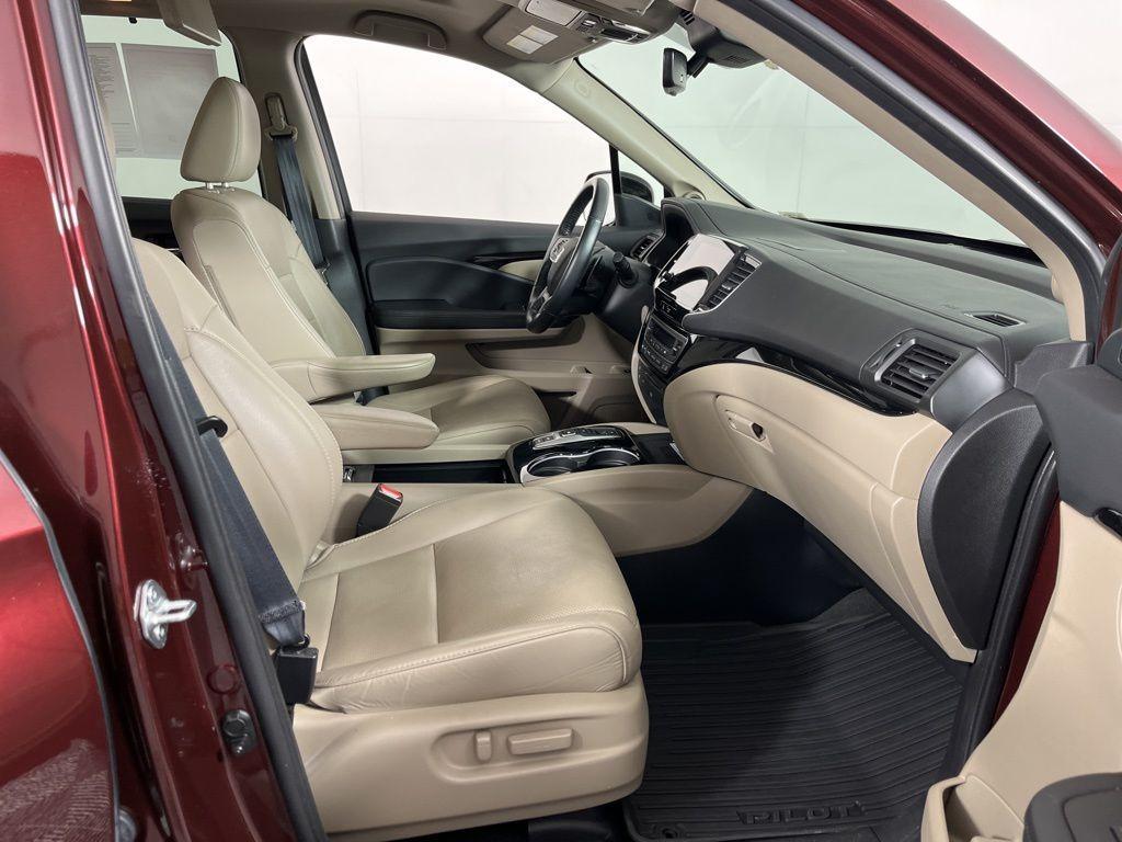 used 2021 Honda Pilot car, priced at $29,989