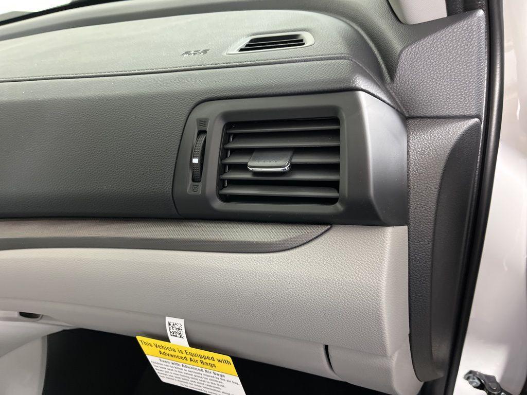 new 2025 Honda Ridgeline car, priced at $43,963