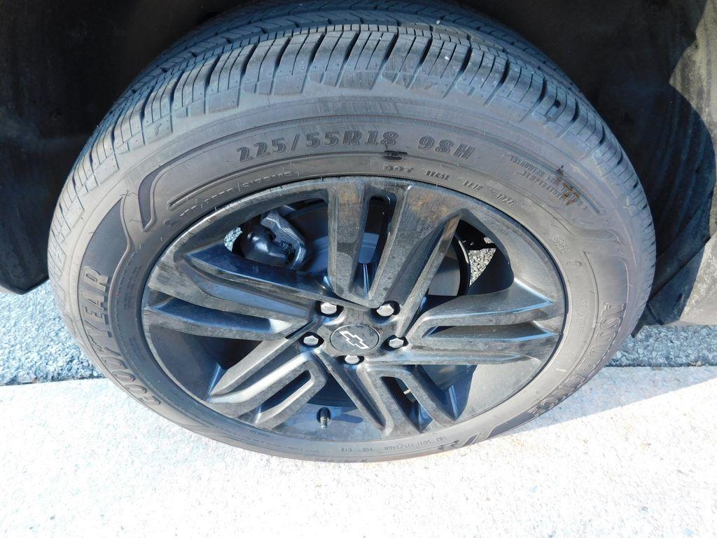 used 2025 Chevrolet Trax car, priced at $25,949