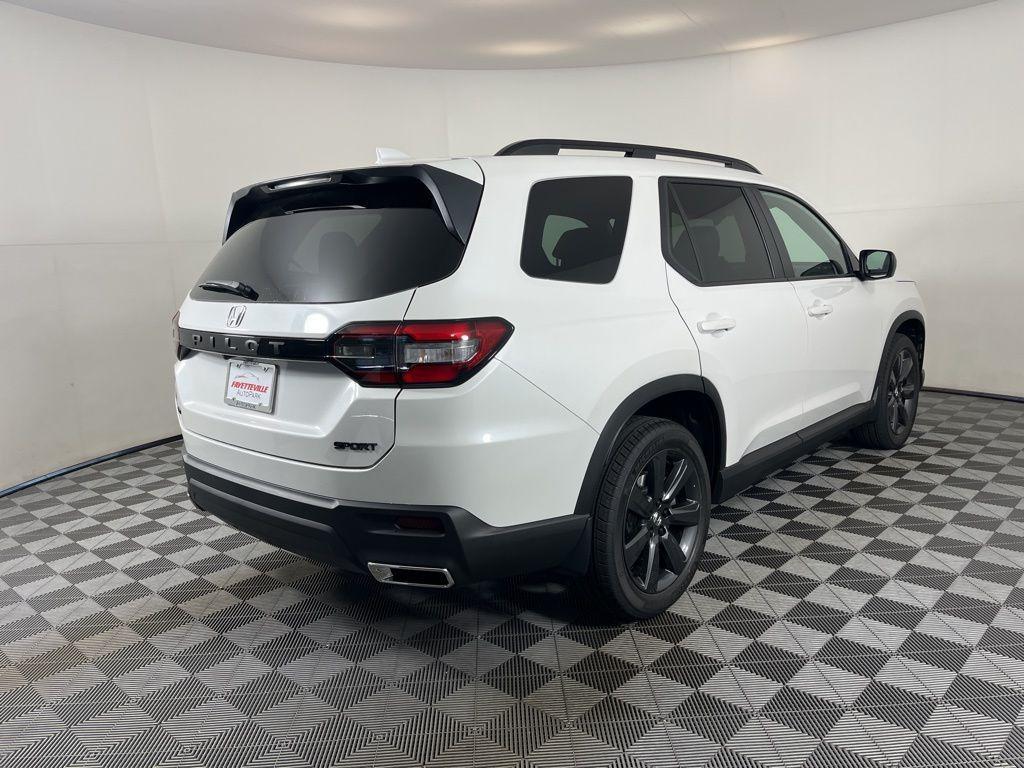 new 2025 Honda Pilot car