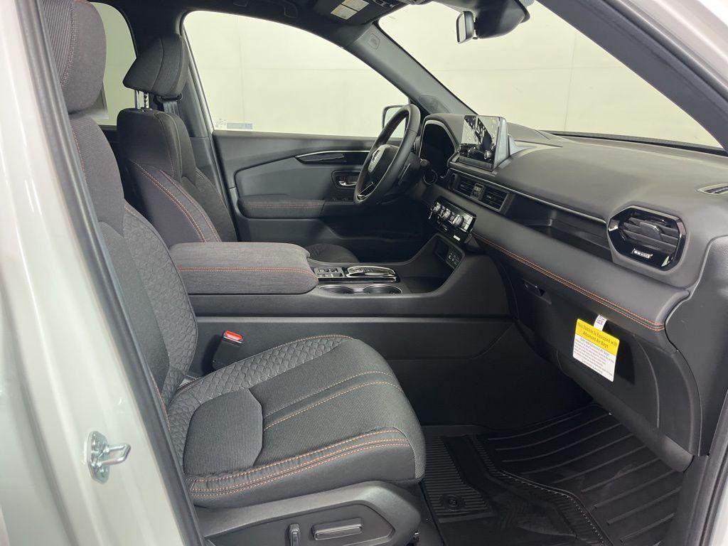 new 2025 Honda Pilot car