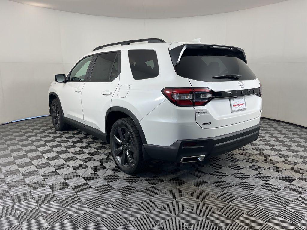 new 2025 Honda Pilot car
