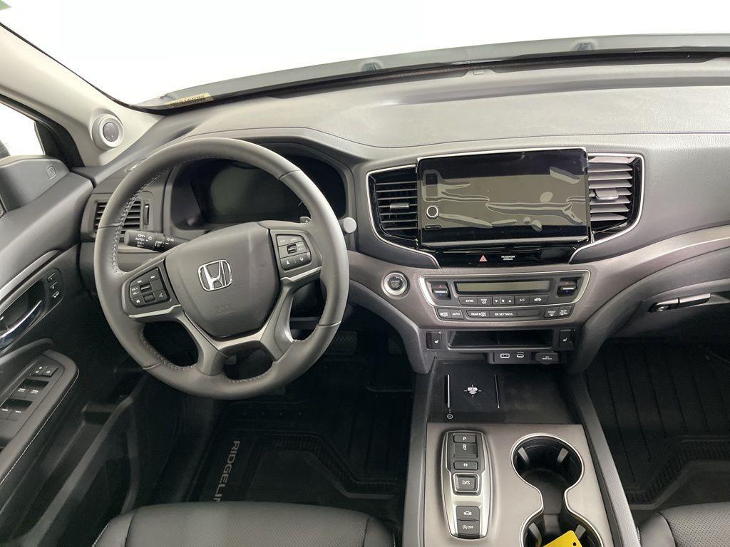 new 2025 Honda Ridgeline car, priced at $43,282