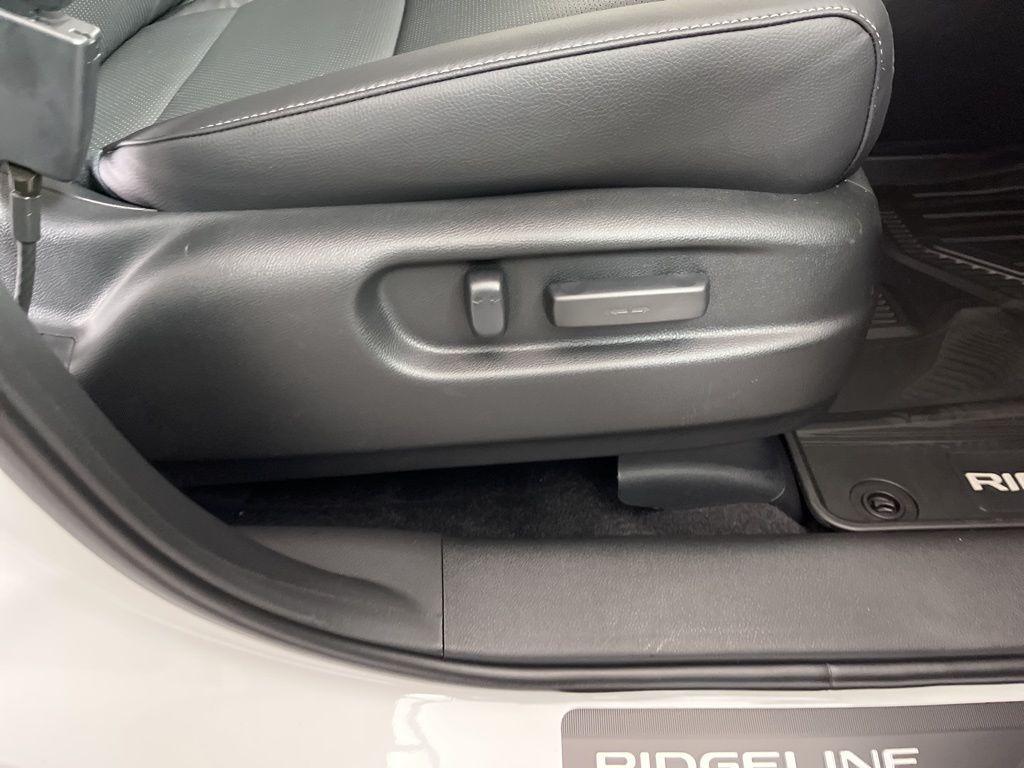 new 2025 Honda Ridgeline car, priced at $43,282